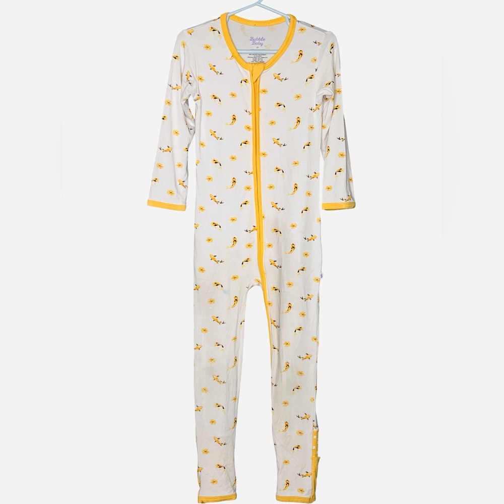 (3 for $12 item) Yellow Goldfish Kids Bamboo Pajama Onesie 5T play condition